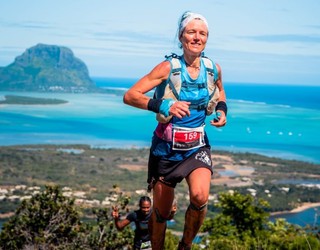 Maud Combarrieu: «Bi gauez lo egin gabe aritu nintzen 185 kilometroko lasterkaldia amaitzeko»