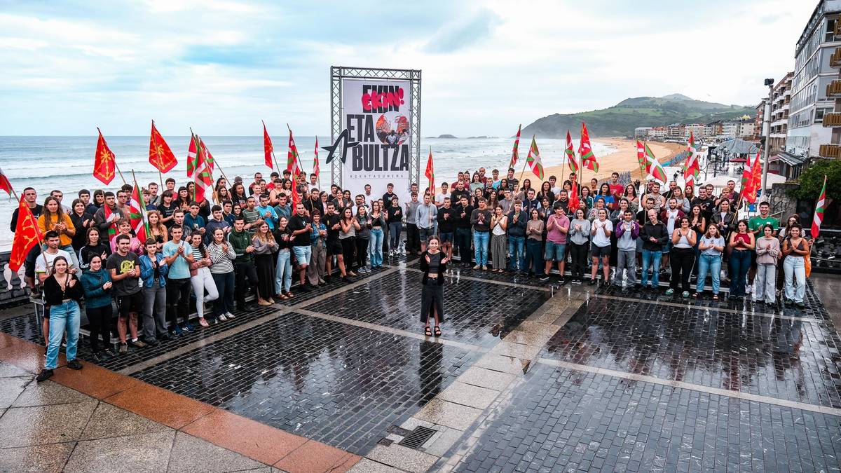 "Ekin eta Bultza Askatasunera" lelopean Donostia hartuko dute igande honetan milaka gaztek