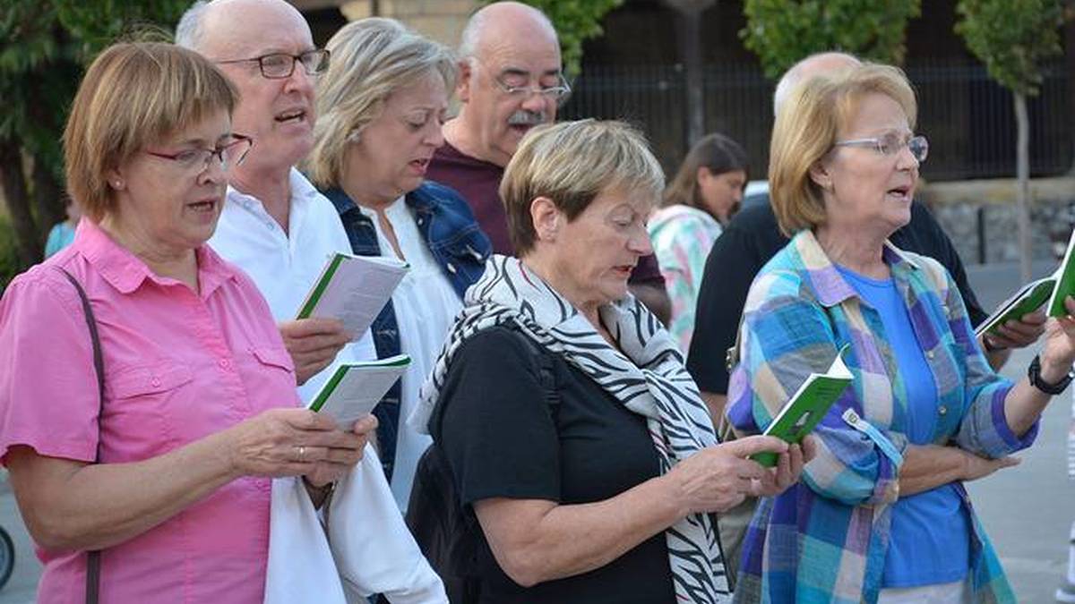 Irungo emakumeen etxeak kantu feminista tailerra antolatzen du