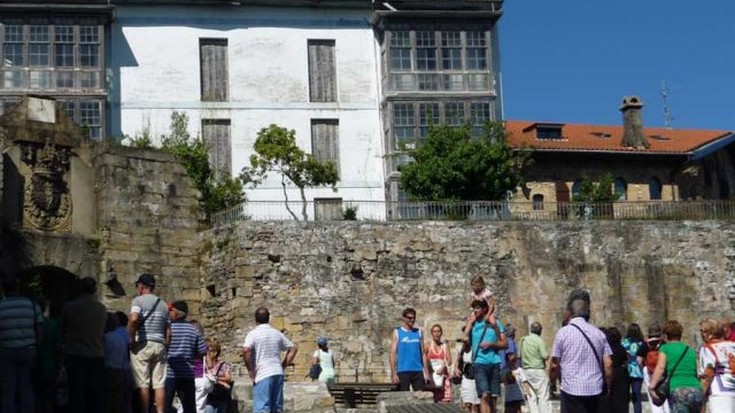 Turismo eredua hausnartuko du hondarribiko udalak 