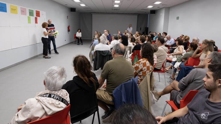 Aurrekontu Parte-hartzaileen lehen hiru proposamen finalistak hautatu dituzte aurrez aurreko bileran