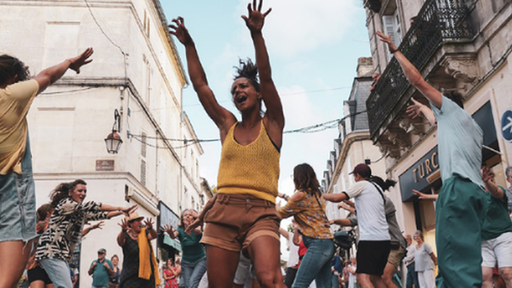 Antzerkiaren Maiatza festibalak 40 urte betetzen ditu Hendaian