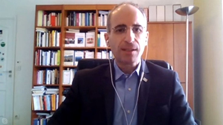 “Baskonia globalizazioan”: liburuaren aurkezpena ostegunean Hendaiako Baleak elkartean